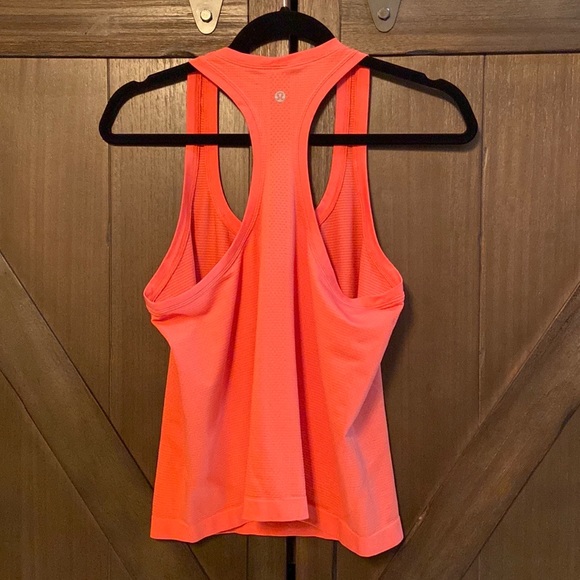 Lululemon🍋Swiftly Tech Racerback Tank Top 2.0 Race Length - Picture 3 of 6
